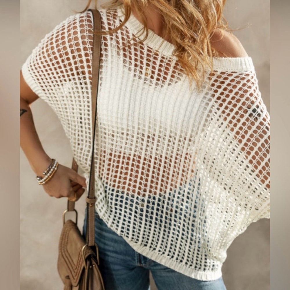 Open weave crew neck sweater. White